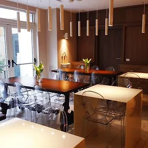 La Castellana Loft Бергамо