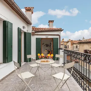 La Bricola Terrace Apartment Venice
